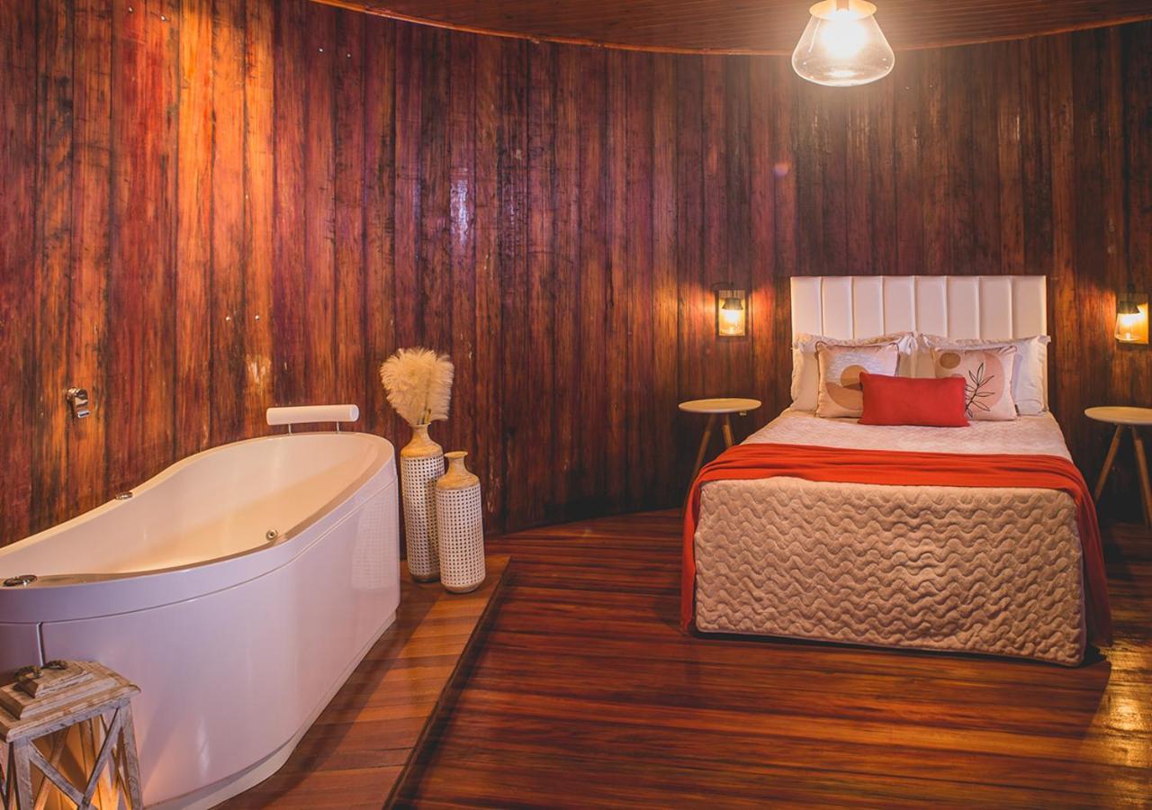 Pipas Do Vale - Vale Dos Vinhedos Hotel Bento Gonçalves Kültér fotó