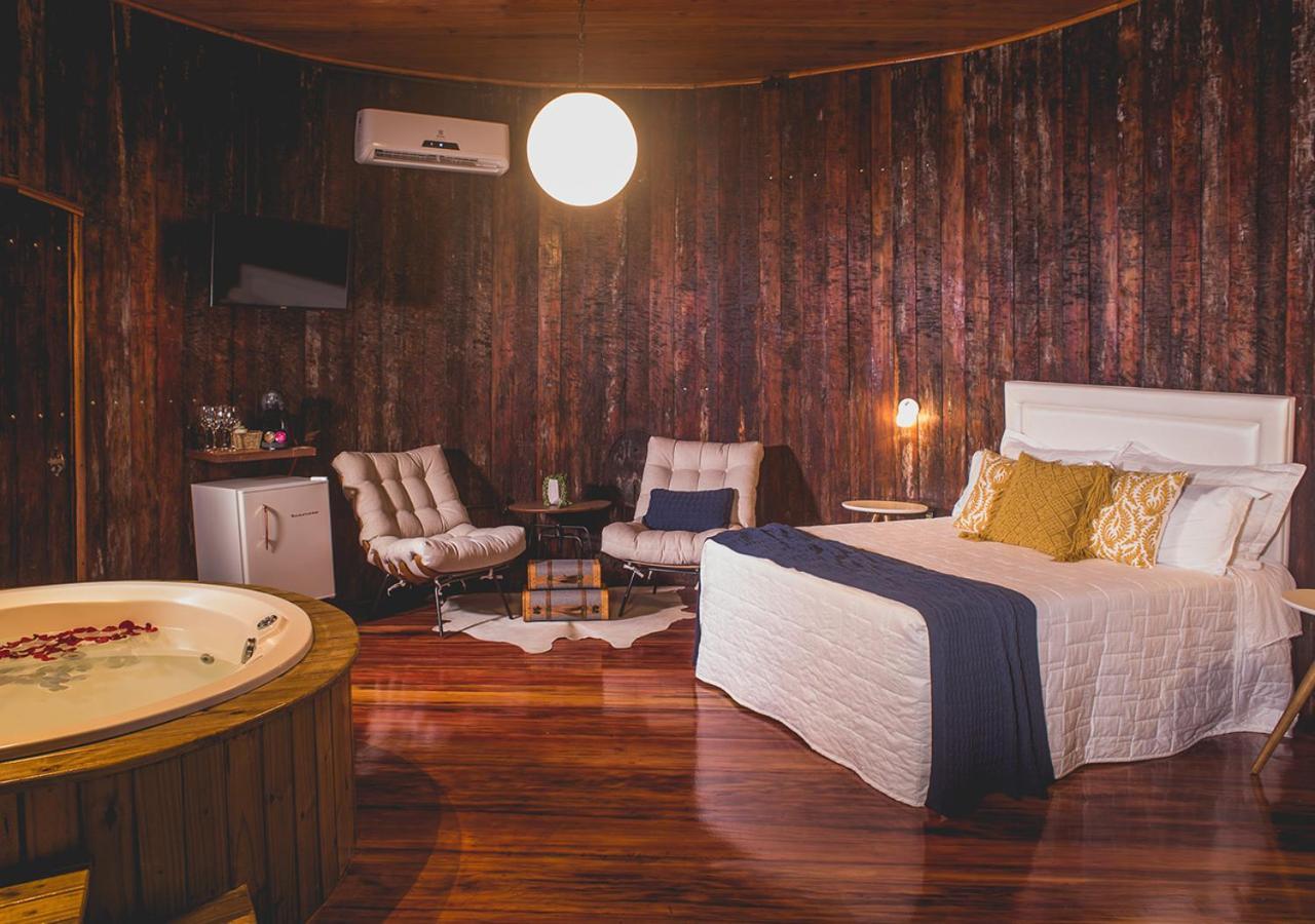 Pipas Do Vale - Vale Dos Vinhedos Hotel Bento Gonçalves Kültér fotó